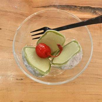 Sushi Yuki - Green Tea Mochi - Sushi Bars Near Me - Milwaukee, Wisconsin