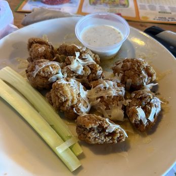 Applebee's Grill + Bar - Boneless wings - American Near Me - Apple Valley, California