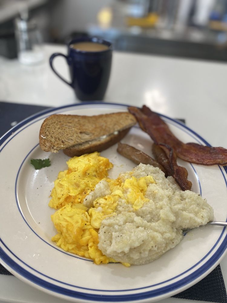 ANCHOR ALLIE’S FAYETTEVILLE Updated August 2024 71 Photos & 22