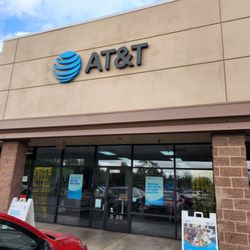 AT&T Store - Front of Store