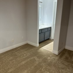 F & R Carpet & Flooring - Carpet and vinyl plank