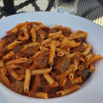 Winchester & Rye - Gluten-free rigatoni pasta - New American Near Me - Victoria, Minnesota Winchester & Rye - Gluten-free rigatoni pasta - New American Near Me - Victoria, Minnesota