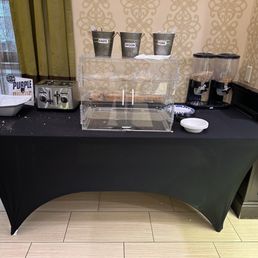 Picture of the breakfast bar at 6:30am