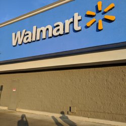 Walmart - Outside.