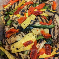 Maria's Cafe & Catering - Chicken with grilled vegetables