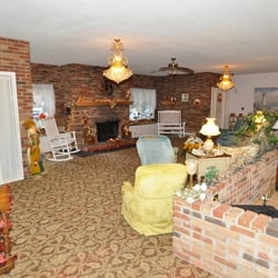 Harbors Independent & Assisted Living