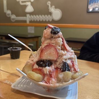Class 302 Cafe - shaved ice - Taiwanese Near Me - Cerritos, California Class 302 Cafe - shaved ice - Taiwanese Near Me - Cerritos, California