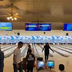 High Sierra Lanes - Lane 11 bowling time