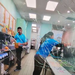 Tropical Smoothie Cafe
