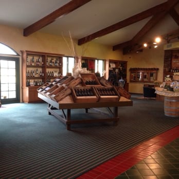 Broken Earth Winery - New American Near Me - Paso Robles, California