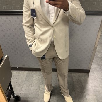 JoS. A. Bank - Men's Clothing Near Me - SACRAMENTO, California