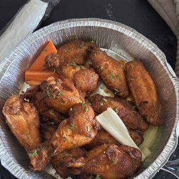 Brio Trio - 12 Buffalo wings - hot - Italian Near Me - Easley, South Carolina Brio Trio - 12 Buffalo wings - hot - Italian Near Me - Easley, South Carolina