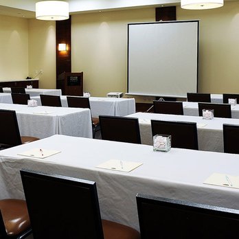 Four Points by Sheraton Cambridge Kitchener, Ontario - Hotels Near Me - Cambridge, Ontario Four Points by Sheraton Cambridge Kitchener, Ontario - Hotels Near Me - Cambridge, Ontario