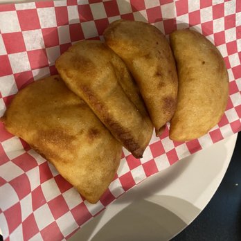 Fogonero Restaurant - Mini empanadas, cheese, chicken and beef both ground and shredded - Venezuelan Near Me - Pflugerville, Texas Fogonero Restaurant - Mini empanadas, cheese, chicken and beef both ground and shredded - Venezuelan Near Me - Pflugerville, Texas