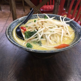 Pai Kin Kao Thai Restaurant - Chicken Green Curry Ramen - Thai Near Me - Cambridge, Massachusetts Pai Kin Kao Thai Restaurant - Chicken Green Curry Ramen - Thai Near Me - Cambridge, Massachusetts