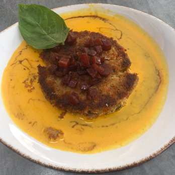 Mia Bella Trattoria - Crab Cake - Italian Near Me - Houston, Texas
