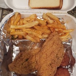 The Soul Spot Wings - Fried Catfish w/fries and hushpuppies