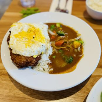Demiya  - Tonkatsu curry topped with well-done egg and veggies - Japanese Curry Near Me - Dublin, California