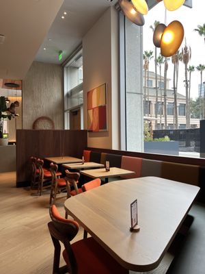 Poppy & Claro by null