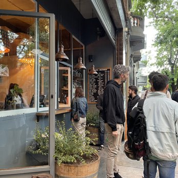 Strange Brewing - Beer Bar Near Me - Buenos Aires, C