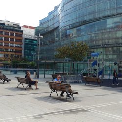 Bizkaia Plaza - Bizkaia Plaza in Bilbao