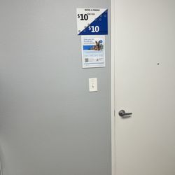 University Place Veterinary Hospital - Inside exam room.
