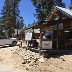 Kellys Trading Post - The front of the business.