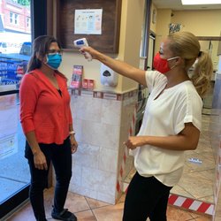 Arc Beauty Salon - Temperature checking