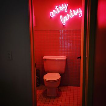 Pastel Rita - Bathroom - Cafes Near Me - Montreal, Quebec Pastel Rita - Bathroom - Cafes Near Me - Montreal, Quebec