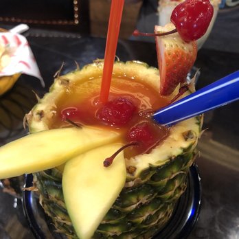 Mi Cozumel - Margarita in a pineapple! - Mexican Near Me - Cincinnati, Ohio