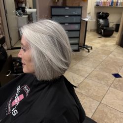 Studio 480 the Salon
