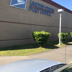 US Post Office - Nor rain, hail, sleet or snow...!  Open and waiting