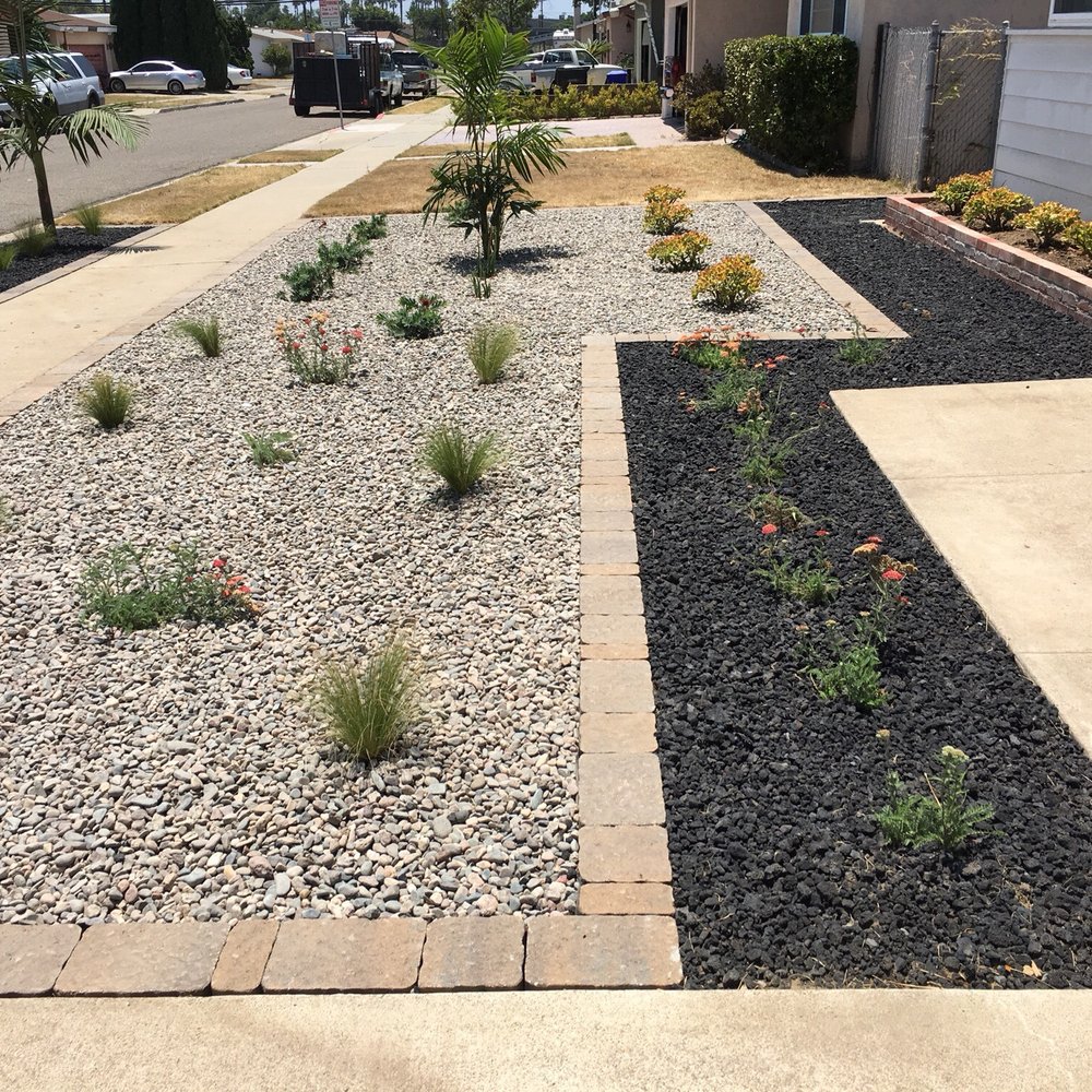 M Flores Landscape - the front yard of a home - Landscaping Near Me M Flores Landscape - the front yard of a home - Landscaping Near Me