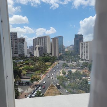 Hotel La Croix - Views - Hotels Near Me - Honolulu, Hawaii