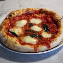 Pizza Stein - Amazing authentic margarita pizza from PS