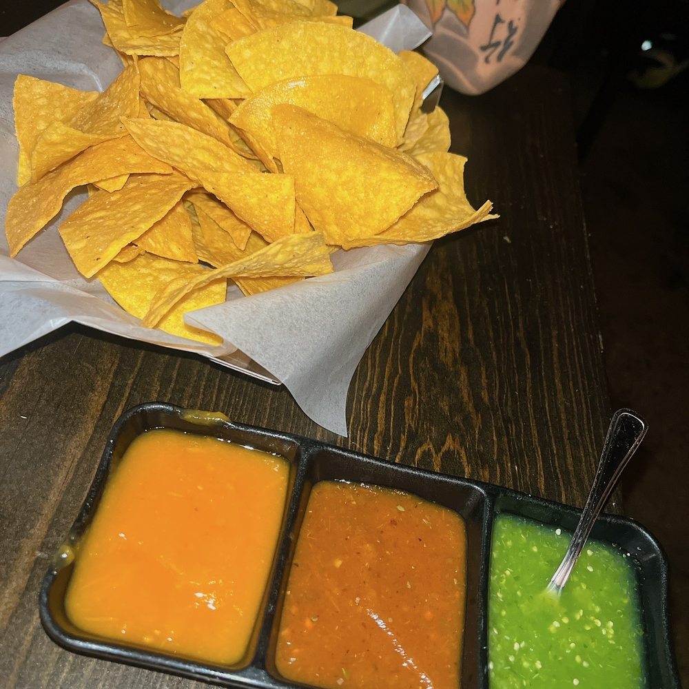 Dos Caminos - Chips and salsa - Mexican Near Me - New York, New York Dos Caminos - Chips and salsa - Mexican Near Me - New York, New York