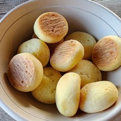 Five On Black - Pao de queijo