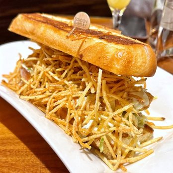 Gordon Ramsay Burger Las Vegas - Fish and chips sandwich - Burgers Near Me - Las Vegas, Nevada