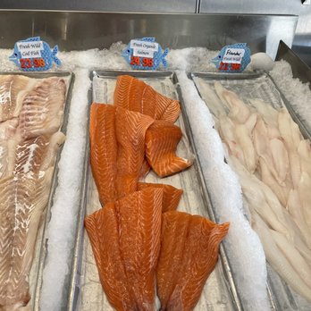 Avenue U Fish Market - Cod Fish and Flounder - Seafood Markets Near Me - Brooklyn, New York Avenue U Fish Market - Cod Fish and Flounder - Seafood Markets Near Me - Brooklyn, New York