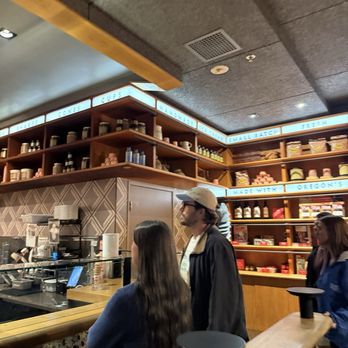 Salt & Straw - Ice Cream & Frozen Yogurt Near Me - Portland, Oregon Salt & Straw - Ice Cream & Frozen Yogurt Near Me - Portland, Oregon