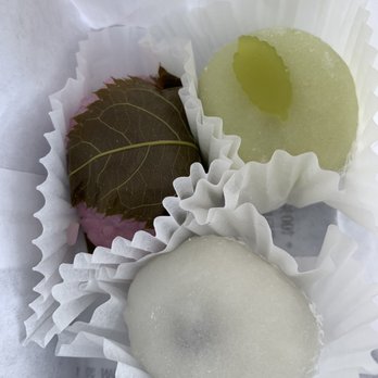 Fugetsu-Do - Domyoji (aka Sakura, $1.75), Green Tea (With White Bean, $1.75) & Habutai (Red Bean, $1.50) - Candy Stores Near Me - Los Angeles, California Fugetsu-Do - Domyoji (aka Sakura, $1.75), Green Tea (With White Bean, $1.75) & Habutai (Red Bean, $1.50) - Candy Stores Near Me - Los Angeles, California
