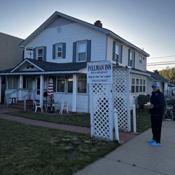 Pullman House Inn