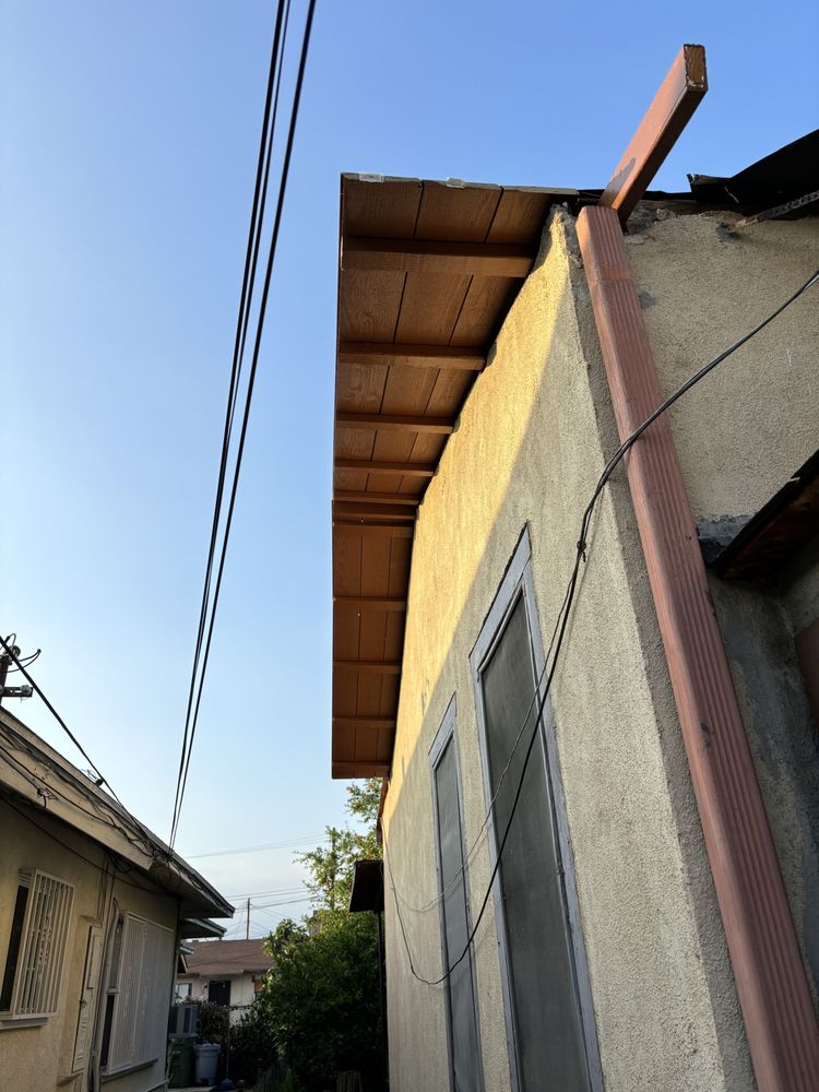 Slide of Empire Energy Roofing