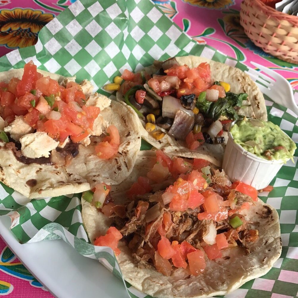 Corazon De Maiz - Chicken, beef and veggie tacos - Mexican Near Me - Ottawa, Ontario Corazon De Maiz - Chicken, beef and veggie tacos - Mexican Near Me - Ottawa, Ontario