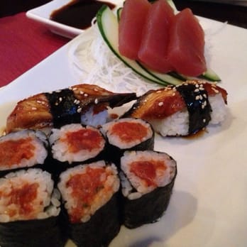 Yashi Sushi - Kept it simple - spicy tuna roll, tuna sashimi, Unagi nigiri, h2o. - Sushi Bars Near Me - Jacksonville, Florida Yashi Sushi - Kept it simple - spicy tuna roll, tuna sashimi, Unagi nigiri, h2o. - Sushi Bars Near Me - Jacksonville, Florida