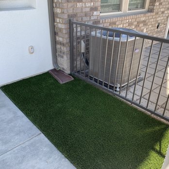 California SynTurf - One side of courtyard - Artificial Turf Near Me California SynTurf - One side of courtyard - Artificial Turf Near Me