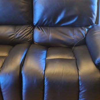 Strictly Leather - Before - Furniture Repair Near Me - Carrollton, Texas