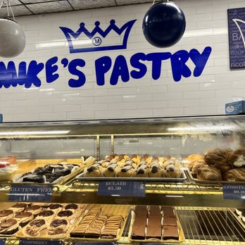Mike's Pastry - Bakeries Near Me - Boston, Massachusetts