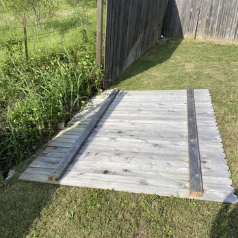 Austex Fence & Deck - Fallen fence. Two years old. Another fence company came and looked and thought it was 10-15 years old. - Fences & Gates Near Me - Austin, Texas Austex Fence & Deck - Fallen fence. Two years old. Another fence company came and looked and thought it was 10-15 years old. - Fences & Gates Near Me - Austin, Texas