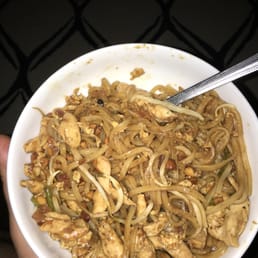 Street pad thai. If this is from the streets then I wanna be from the streets 2. STEP UP 2 THE STREETS 3: I'M GONNA EAT THIS WHILE U DANCE Street pad thai. If this is from the streets then I wanna be from the streets 2. STEP UP 2 THE STREETS 3: I'M GONNA EAT THIS WHILE U DANCE